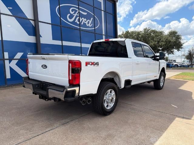 2027 Ford Super Duty F-350® XLT