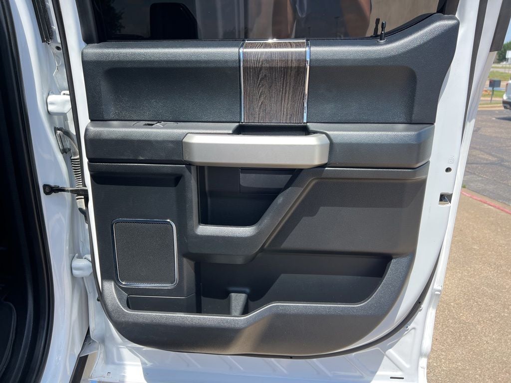2020 Ford Super Duty F-350SD Lariat
