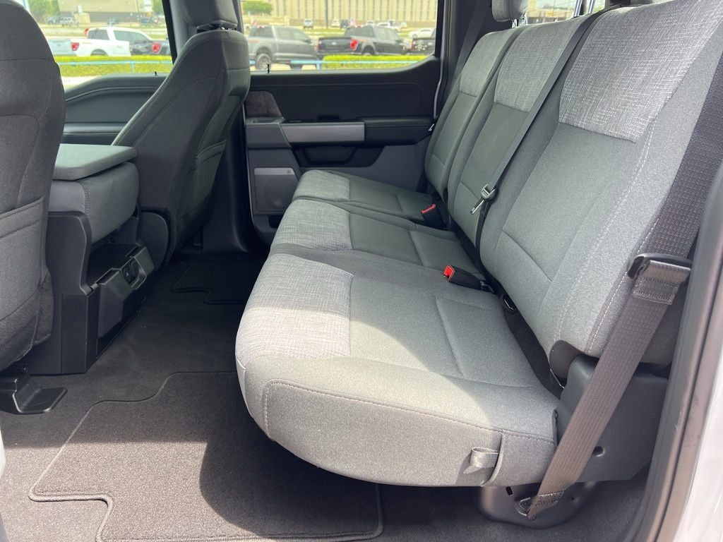 2026 Ford F-350 Super Duty XLT - Photo 11