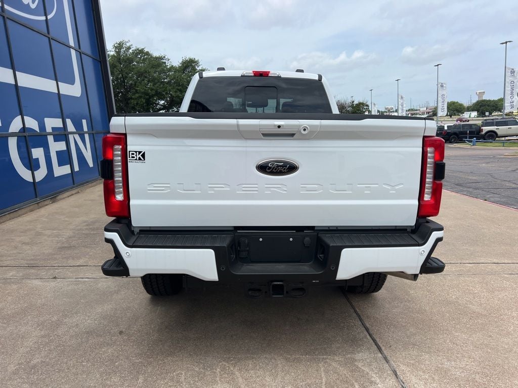 2026 Ford F-350 Super Duty XLT - Photo 6