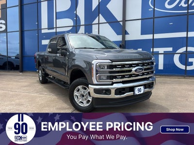 2026 Ford Super Duty F-350SD XLT