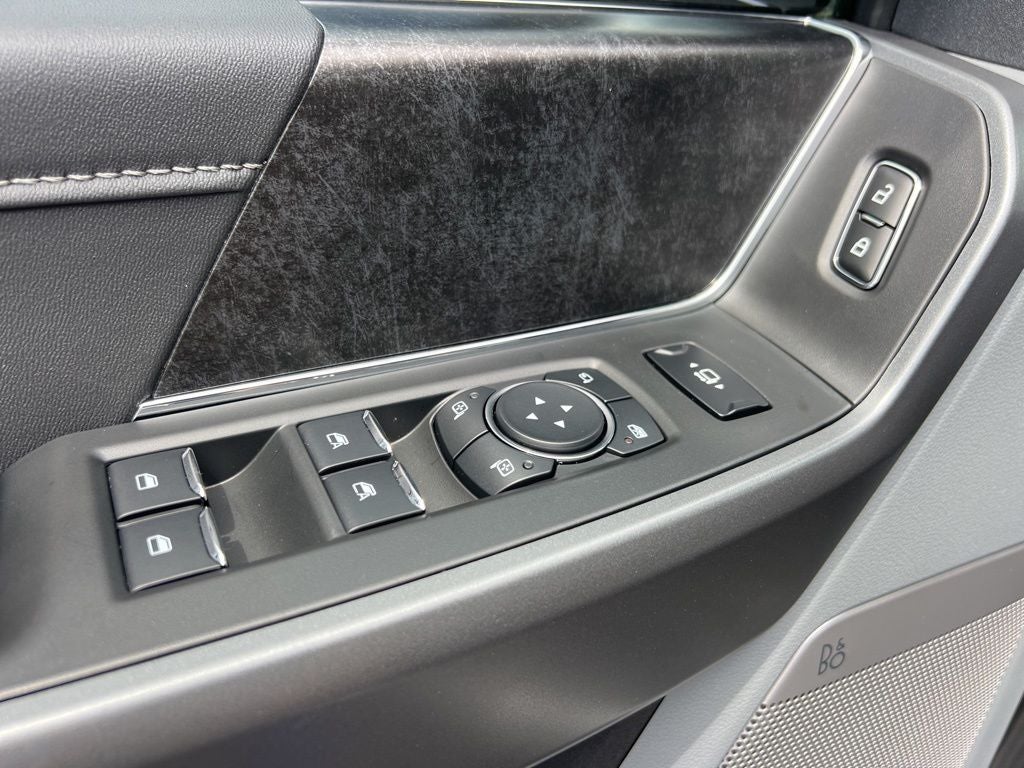 2026 Ford Super Duty F-350SD XLT