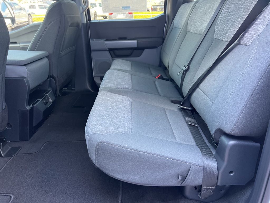 2026 Ford Super Duty F-350SD XLT