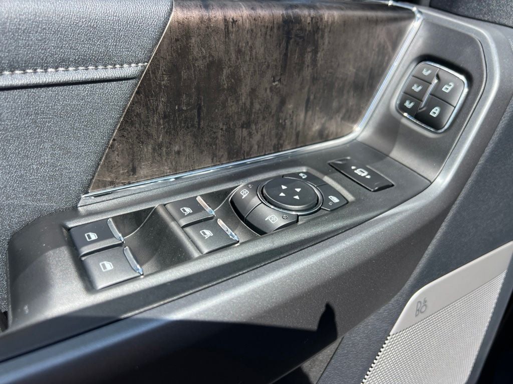 2026 Ford Super Duty F-350SD Lariat