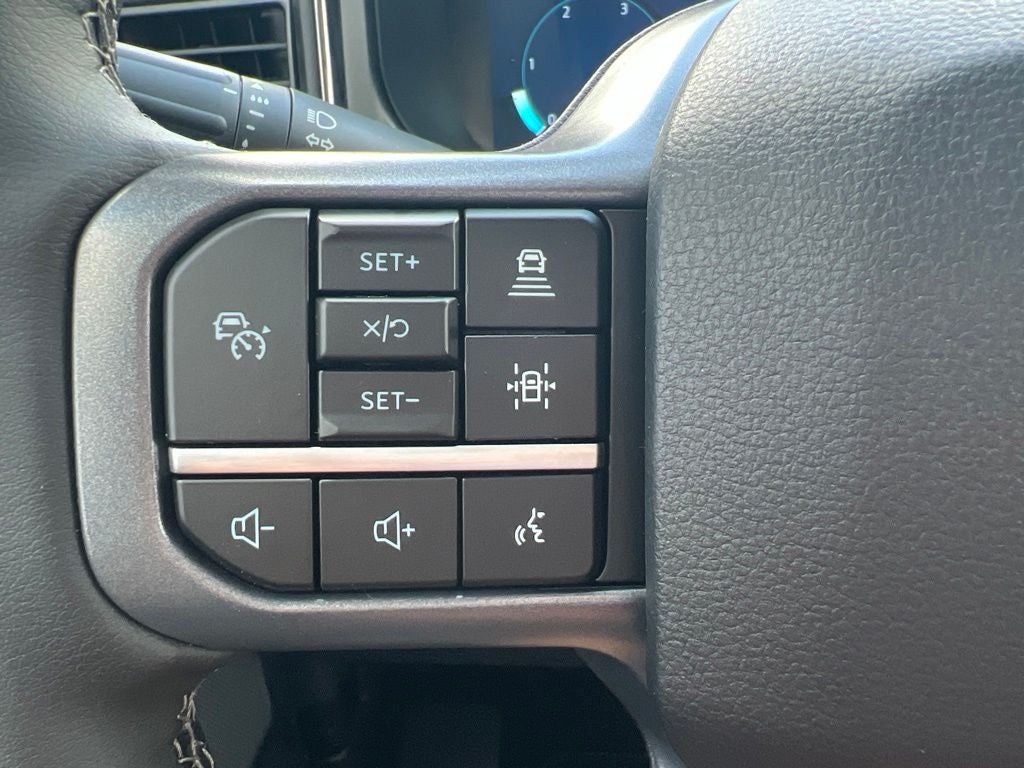 2026 Ford Super Duty F-350SD Lariat