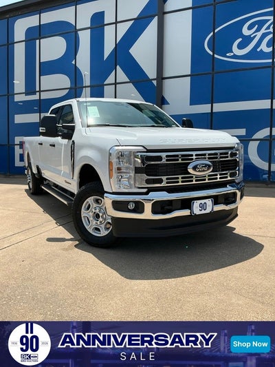 2026 Ford Super Duty F-350SD XLT