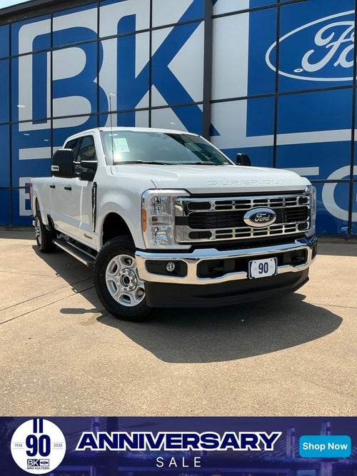 2026 Ford Super Duty F-350SD XLT