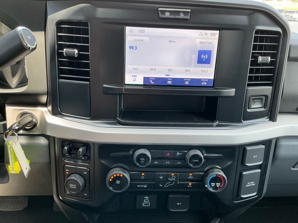 2026 Ford Super Duty F-350SD XLT