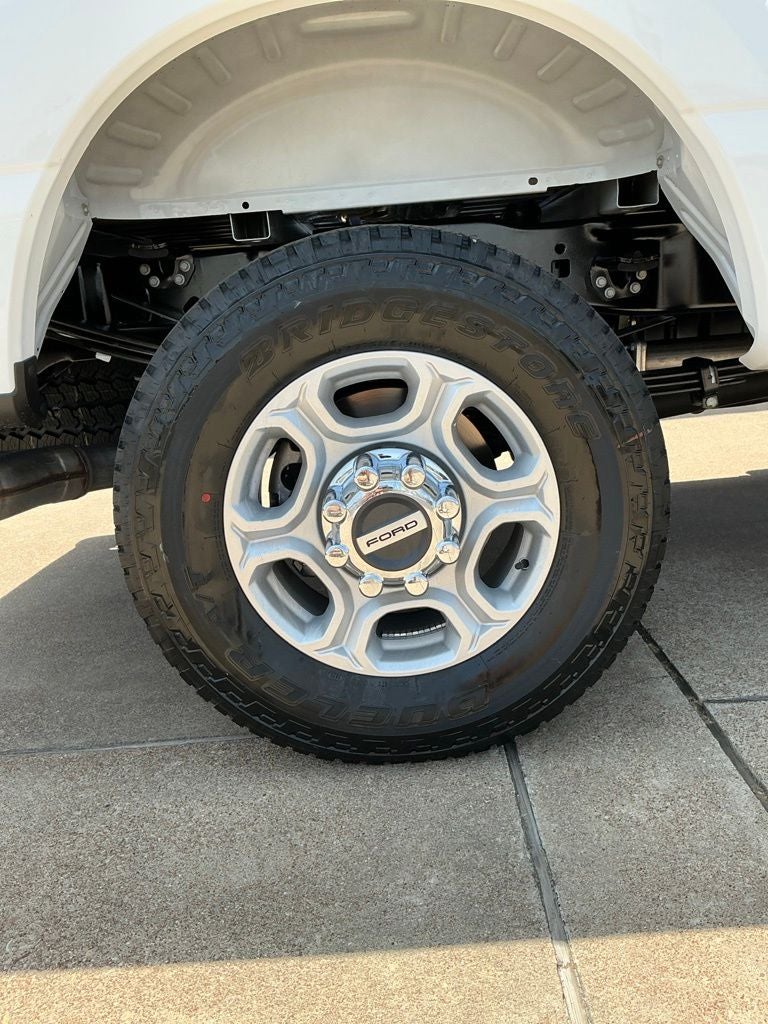 2026 Ford Super Duty F-350SD XLT