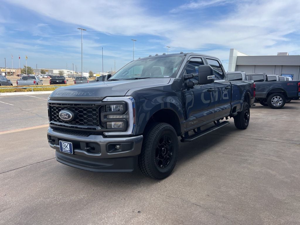 2026 Ford Super Duty F-350SD XL