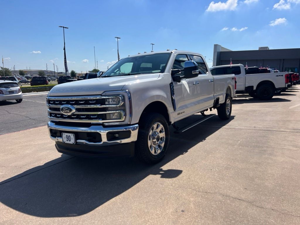 2026 Ford Super Duty F-350SD F-350® Lariat®