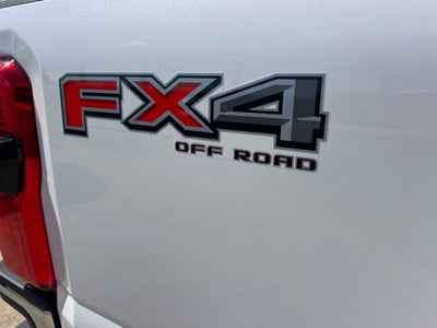 2026 Ford Super Duty F-350SD F-350® Lariat®
