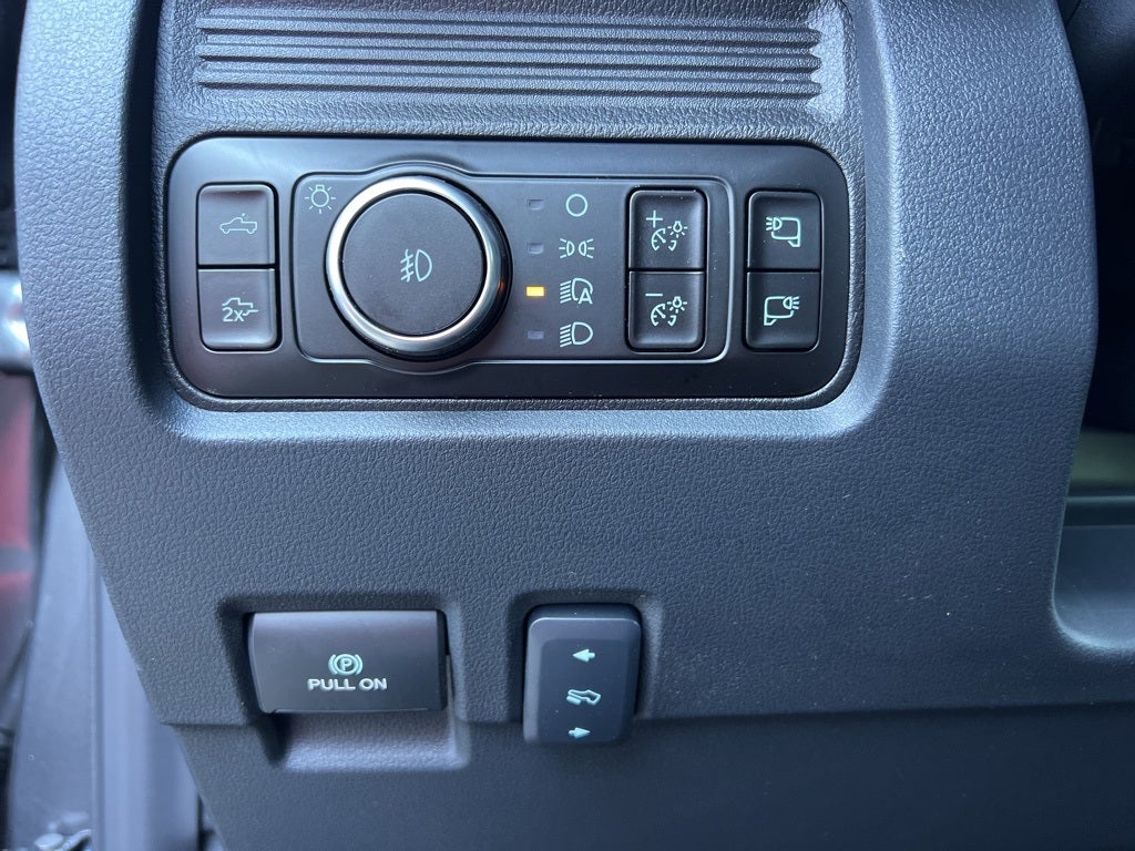 2026 Ford Super Duty F-350SD Lariat