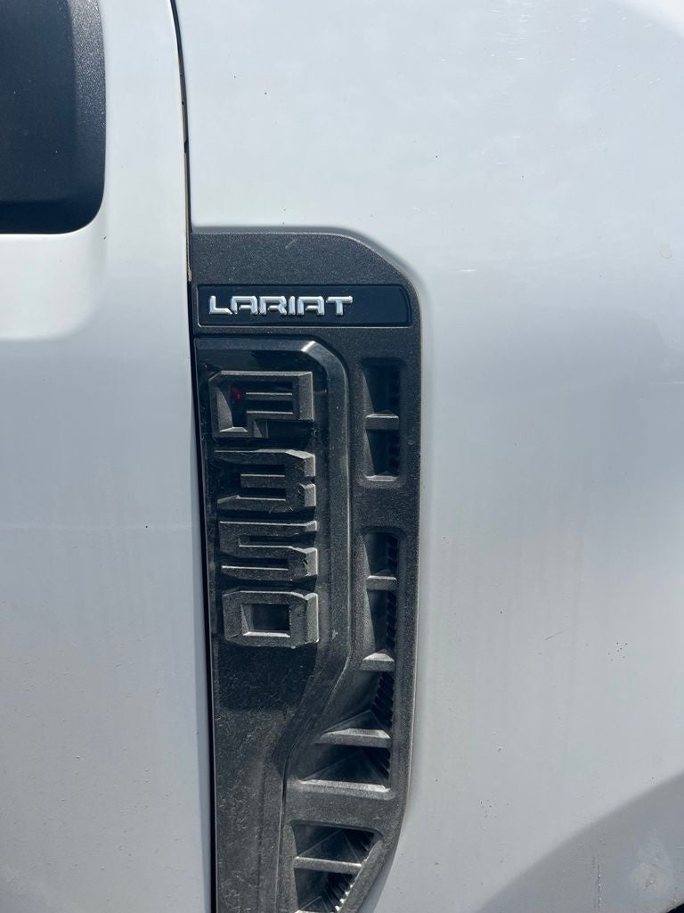 2023 Ford Super Duty F-350SD Lariat
