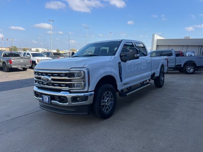 2026 Ford Super Duty F-350SD Lariat