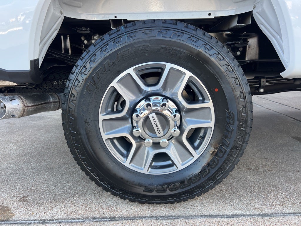 2026 Ford Super Duty F-350SD Lariat