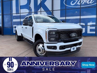 2027 Ford Super Duty F-350® XL