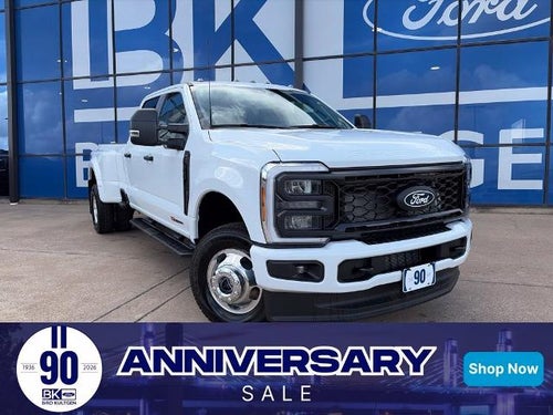 2027 Ford Super Duty F-350® XL