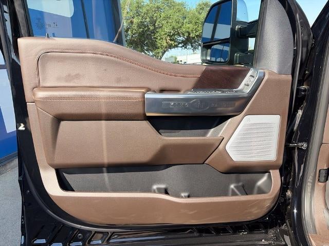 2027 Ford Super Duty F-350® King Ranch®