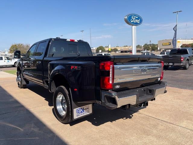 2027 Ford Super Duty F-350® King Ranch®
