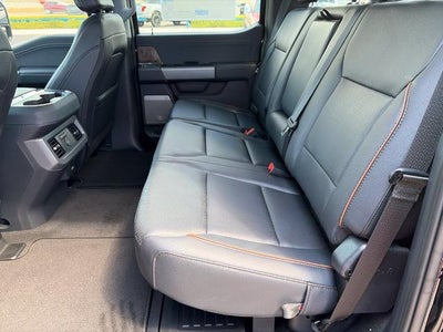 2027 Ford Super Duty F-350® Lariat®