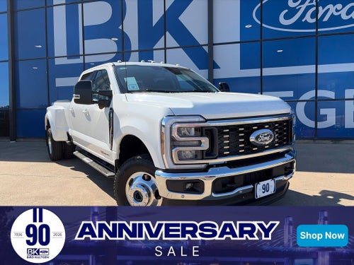 2027 Ford Super Duty F-350SD Lariat DRW