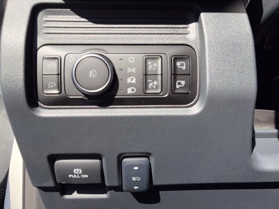 2027 Ford Super Duty F-350SD Lariat DRW