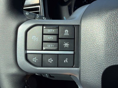 2027 Ford Super Duty F-350SD Lariat DRW