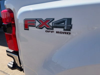 2027 Ford Super Duty F-350SD Lariat DRW