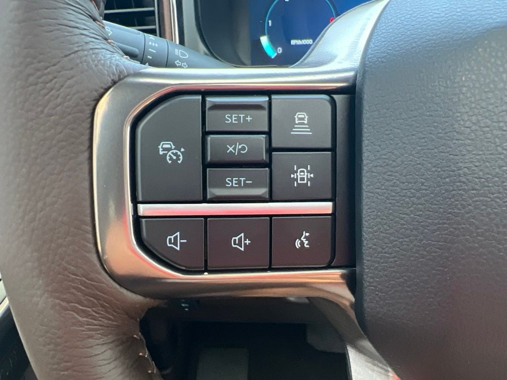 2026 Ford Super Duty F-350SD King Ranch DRW