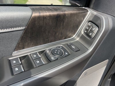2026 Ford Super Duty F-350SD Lariat DRW