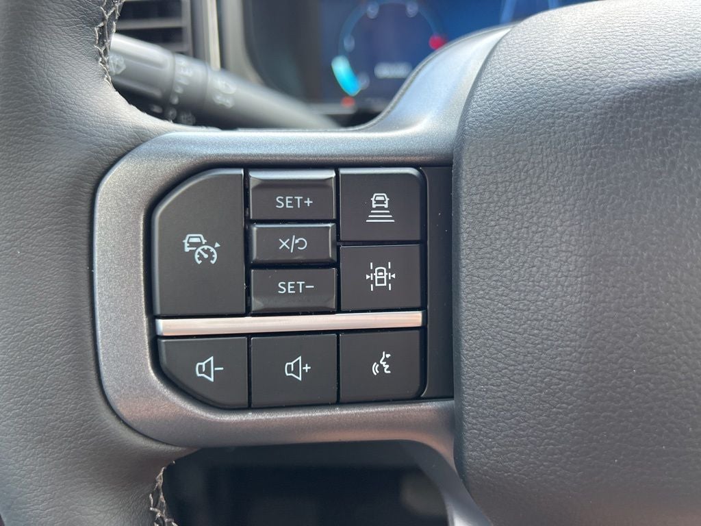 2026 Ford Super Duty F-350SD Lariat DRW