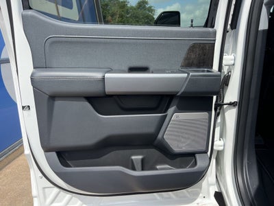 2026 Ford Super Duty F-350SD Lariat DRW