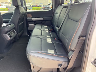 2026 Ford Super Duty F-350SD Lariat DRW