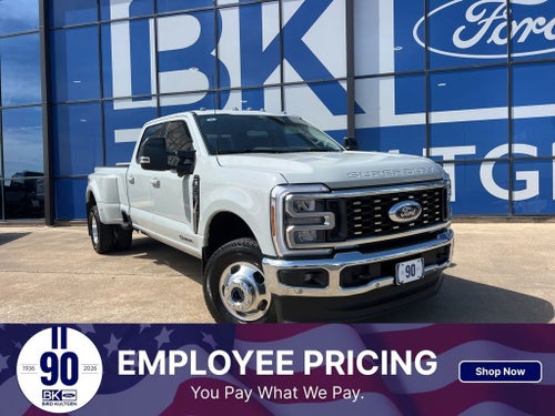 2026 Ford Super Duty F-350SD Lariat DRW