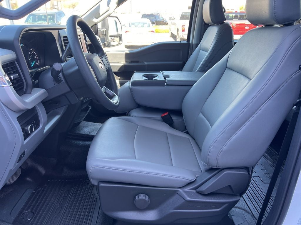 2026 Ford Super Duty F-350SD XL DRW