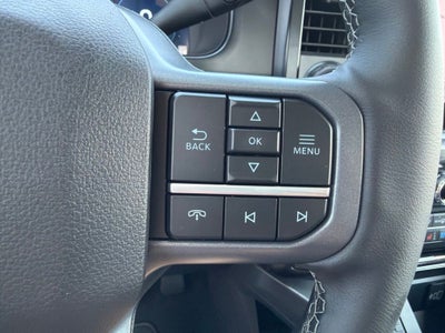 2026 Ford Super Duty F-350SD Lariat DRW