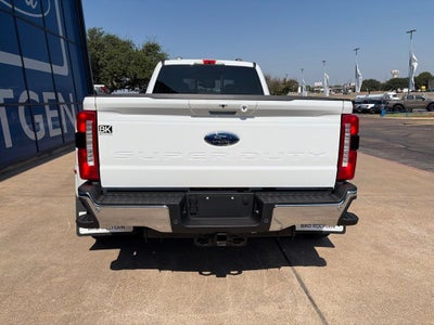 2026 Ford Super Duty F-350SD Lariat DRW