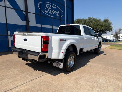 2026 Ford Super Duty F-350SD Lariat DRW