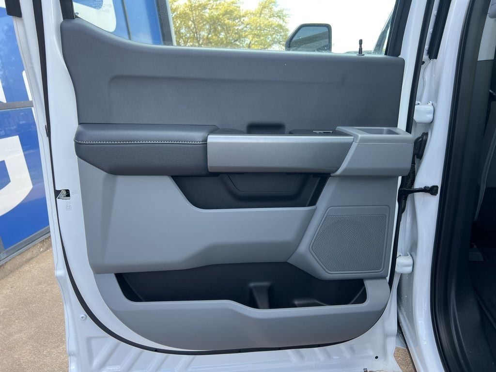 2026 Ford Super Duty F-350SD XL DRW