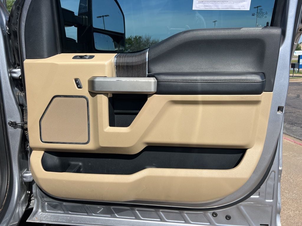 2021 Ford Super Duty F-450SD Lariat DRW