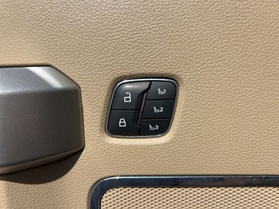 2021 Ford Super Duty F-450SD Lariat DRW
