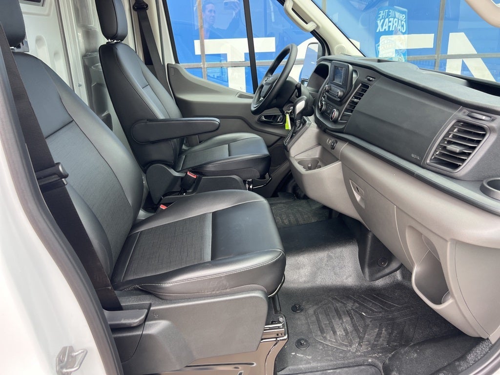 2025 Ford Transit-250 250