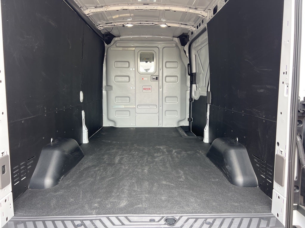 2025 Ford Transit-250 250