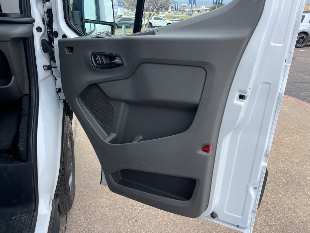 2025 Ford Transit-250 250