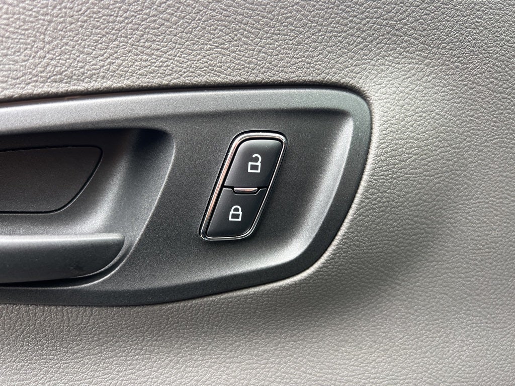 2025 Ford Transit-250 250