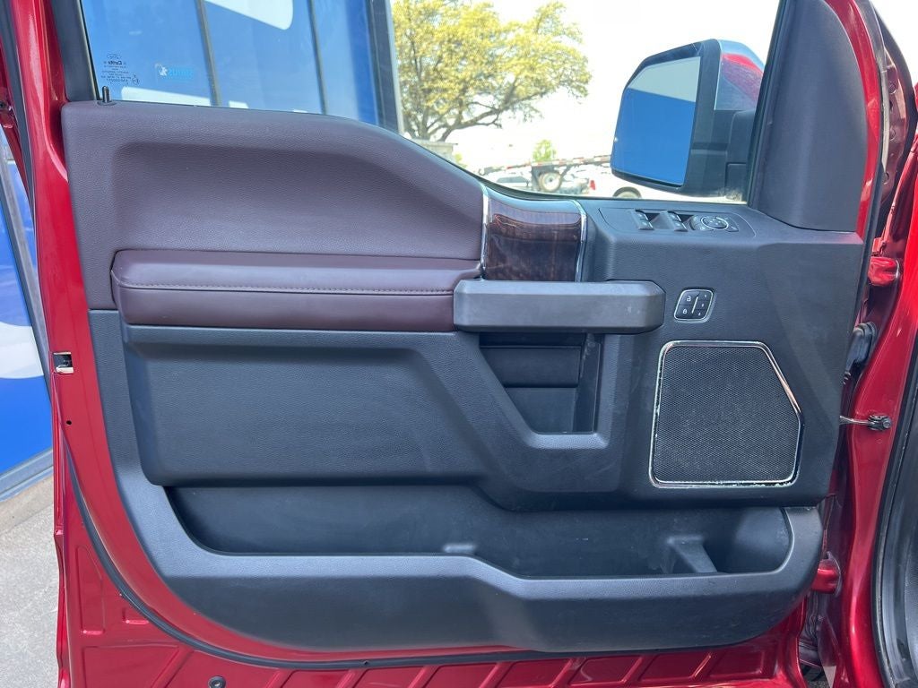 2015 Ford F-150 Platinum