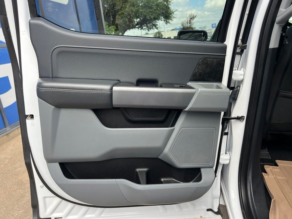 2023 Ford F-150 XLT - Photo 17