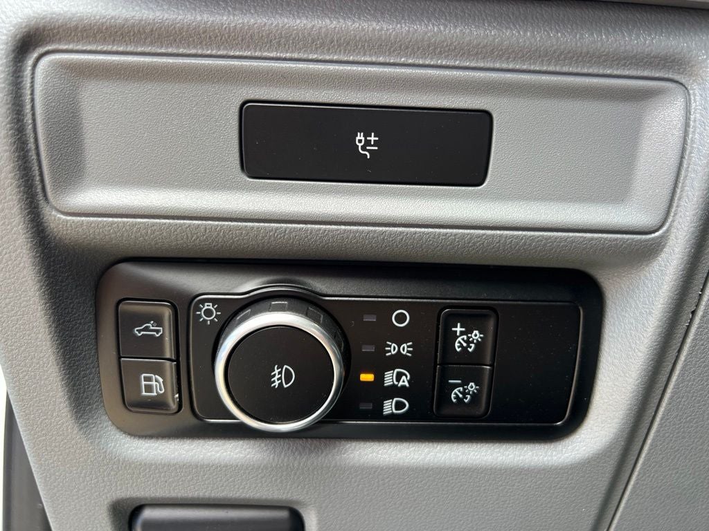 2023 Ford F-150 XLT - Photo 24