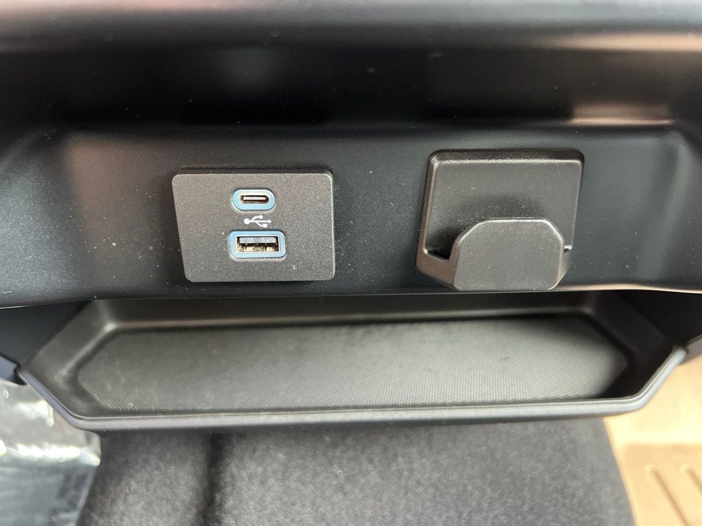 2023 Ford F-150 XLT - Photo 27
